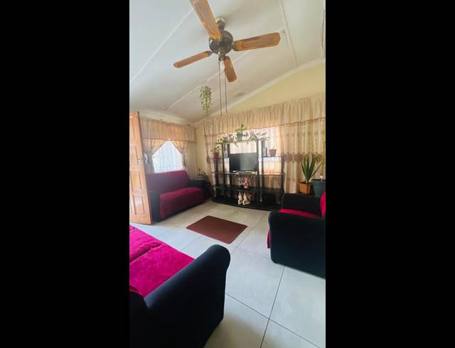 3 BEDROOM HOUSE FOR SALE IN NORTHDALE